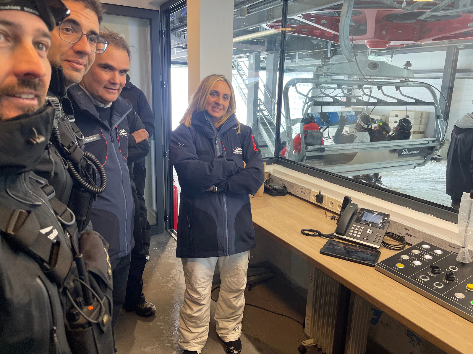 Sierra Nevada inaugura el telesilla Emile Allais en el primer día de la temporada 22/23